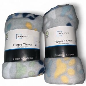 2 Mainstays Fleece Throw Blankets - Paw Prints